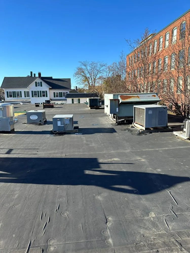 Slide of MW Roofing & Carpentry