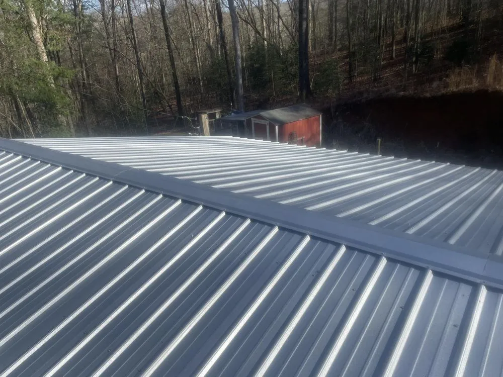 Slide of M&W Roofing