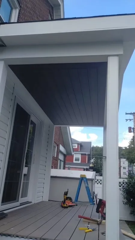 Licensed roof replacement experts serving UPPR Saint CLAIR, PA - MXCP Construction
