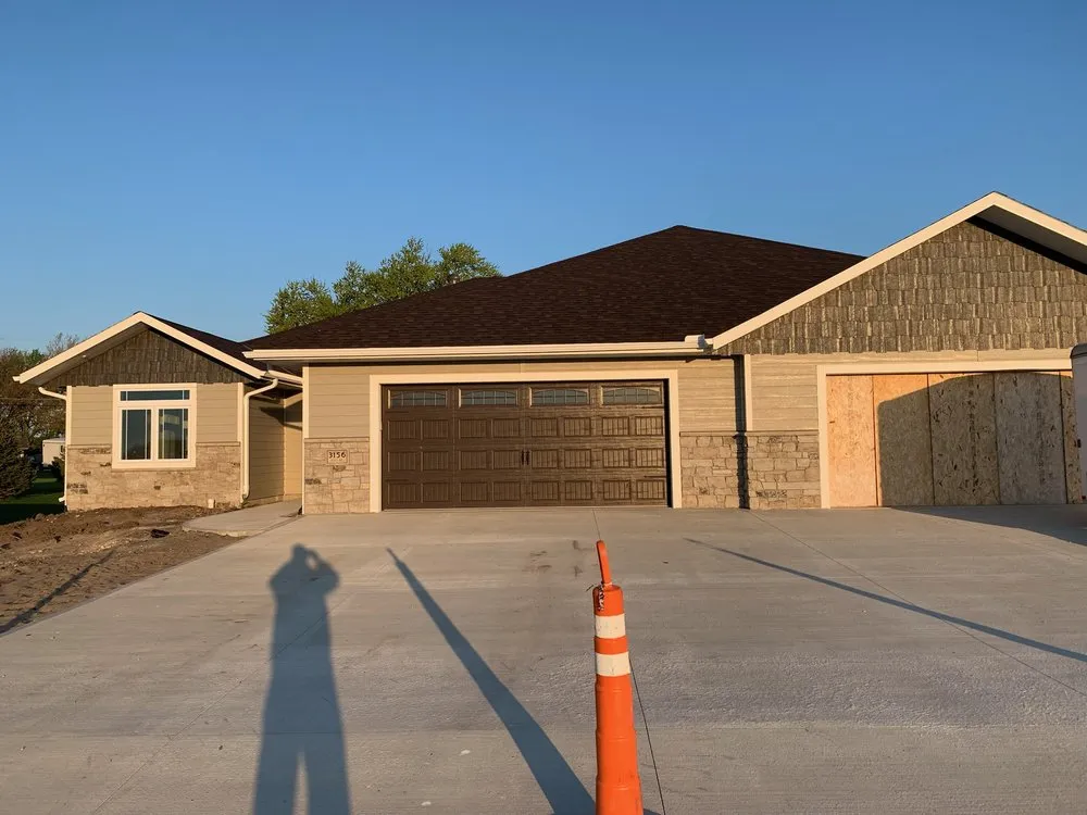 Slide of My & J Construction