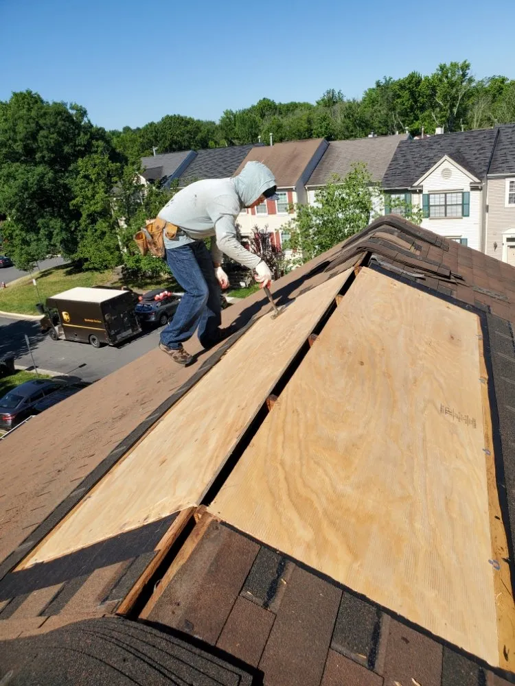Top-rated residential roofing service with free inspection in Clifton, VA by My Home Pro