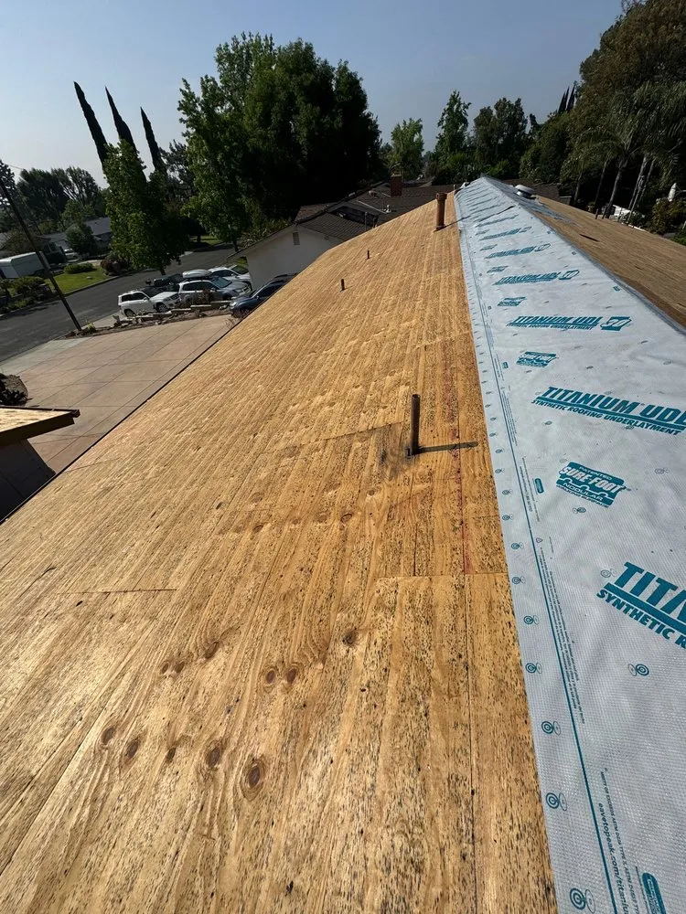 Professional roof repair experts serving Reseda, CA - My Roofing Master