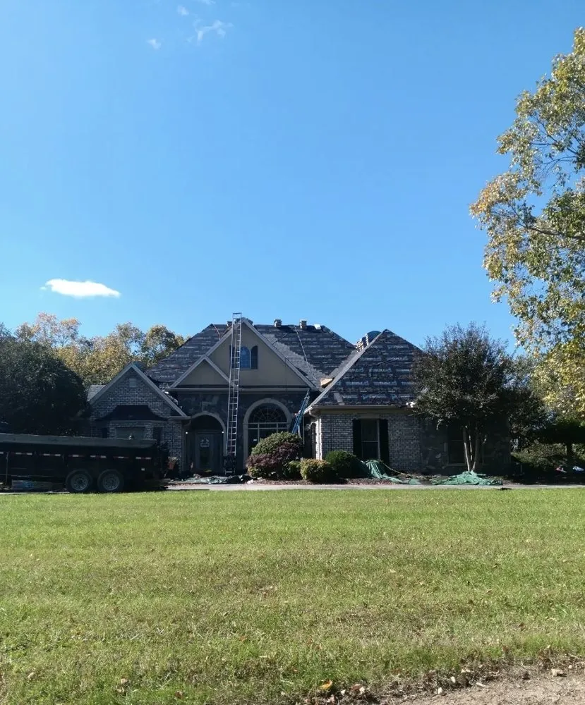 Slide of M&Y Roofing Service