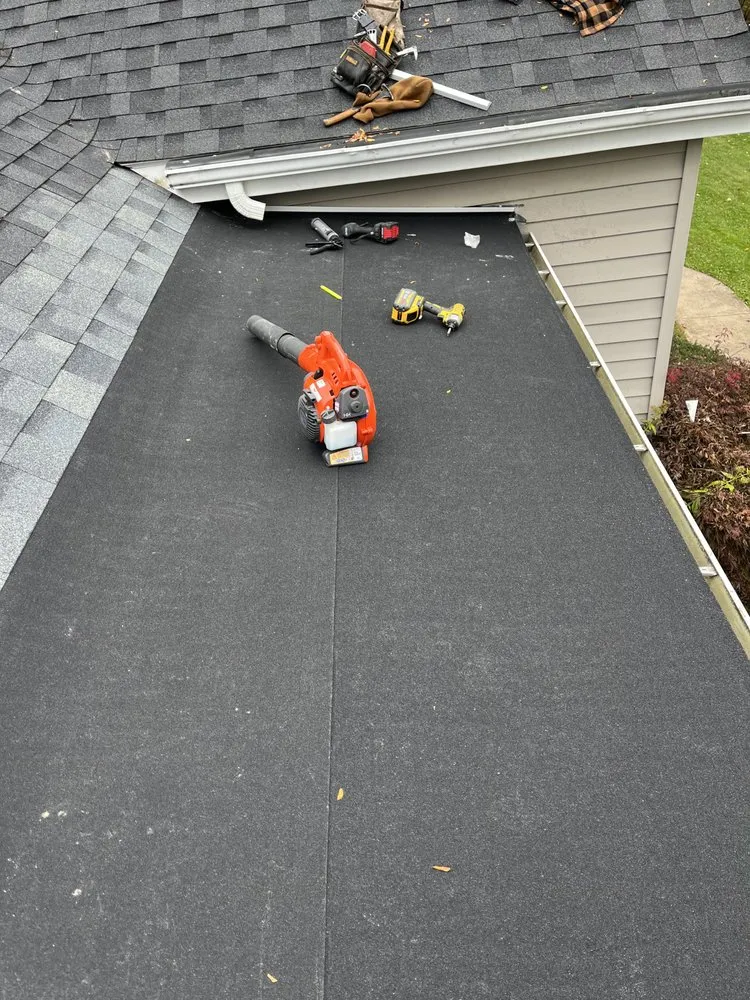 Slide of MZ Home Construction