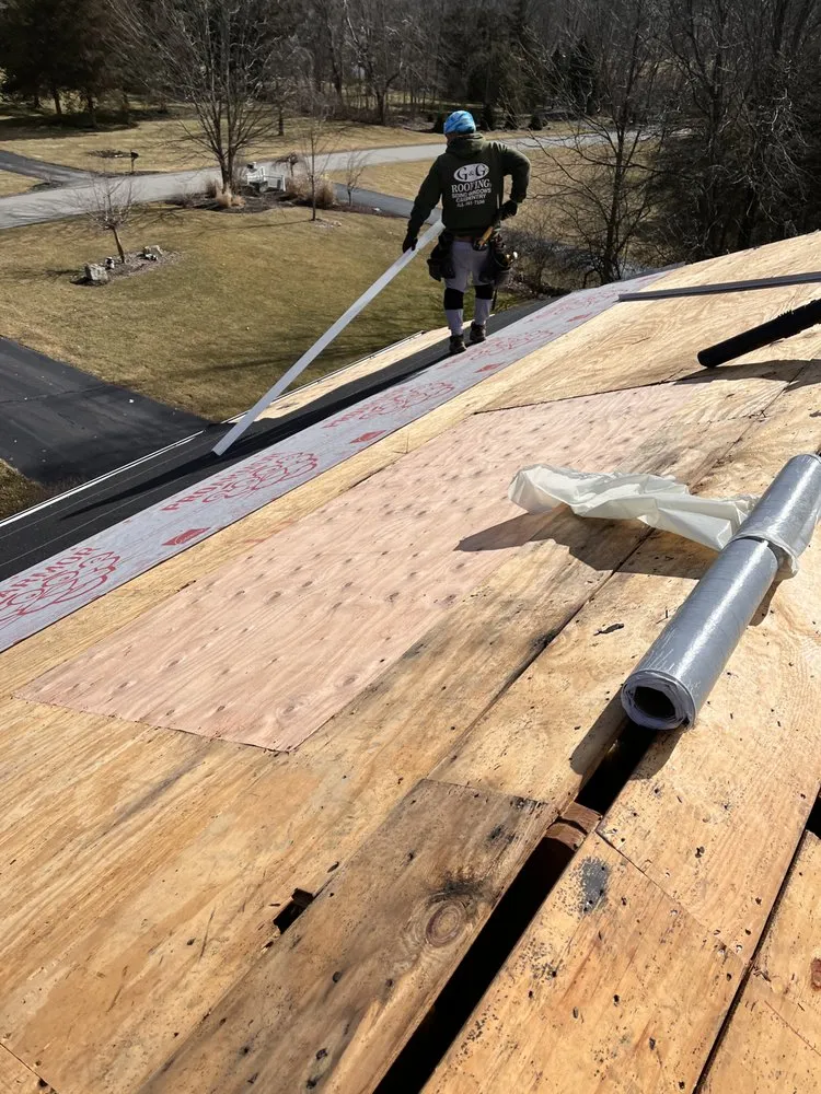 Slide of MZ Home Construction