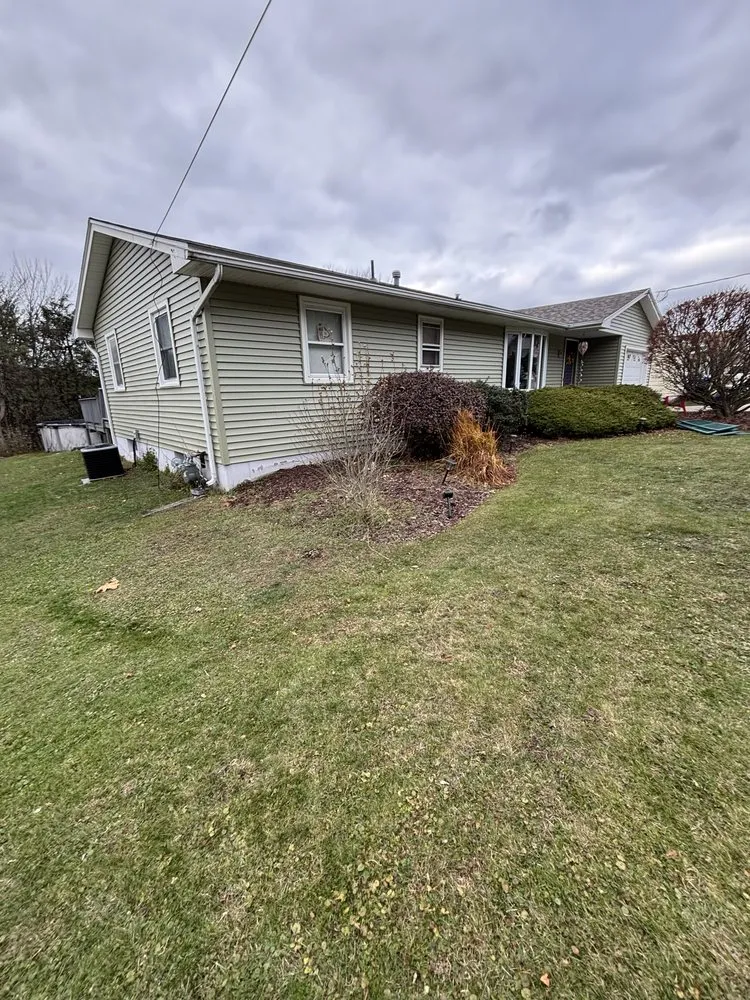 Slide of MZ Home Construction