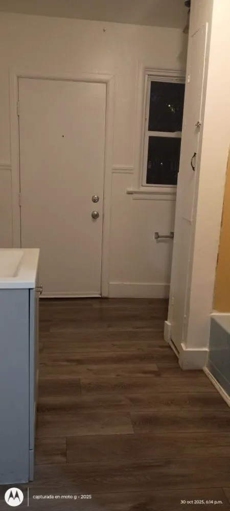 Slide of NA Roofing Siding and Cleaning