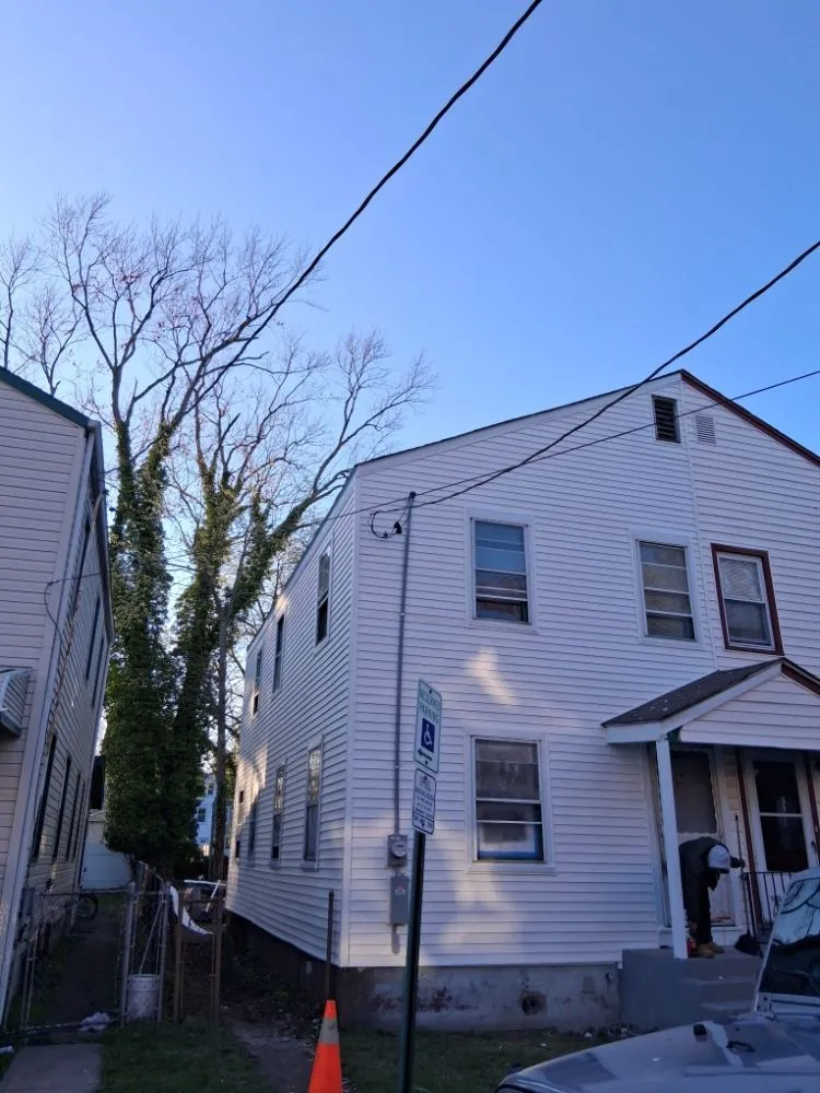 Slide of NA Roofing Siding and Cleaning