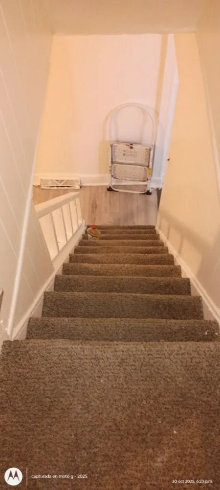 Slide of NA Roofing Siding and Cleaning