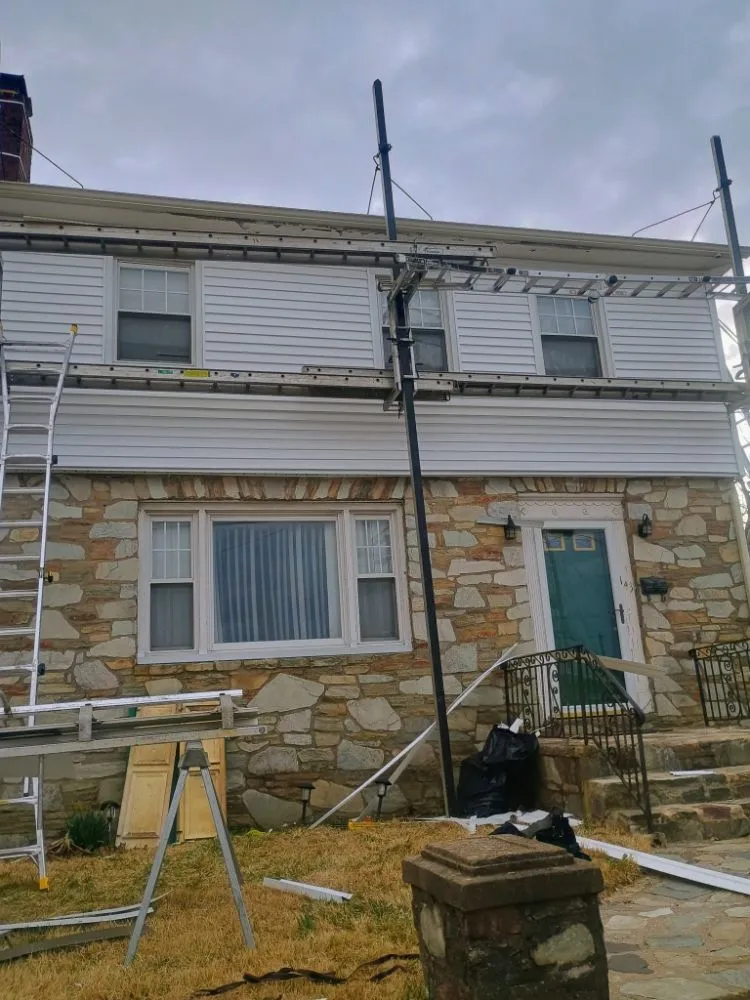 Slide of NA Roofing Siding and Cleaning