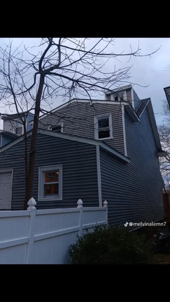 Slide of NA Roofing Siding and Cleaning