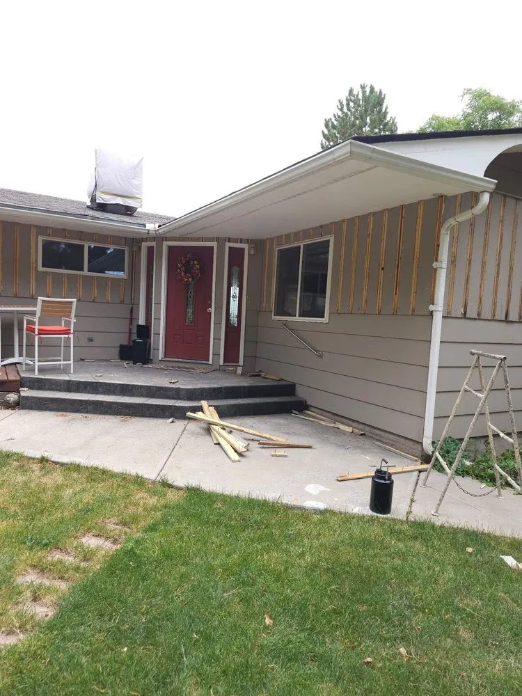 Slide of Naayeri Construction