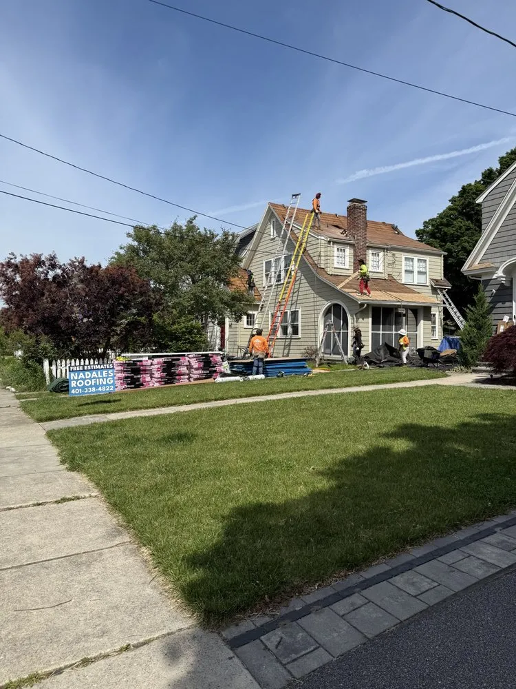 Slide of Nadales Renovations