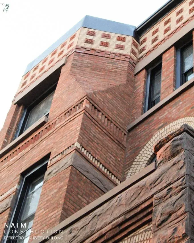 Slide of Naim Construction