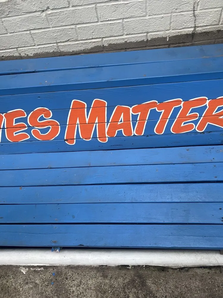 Slide of Naim Construction