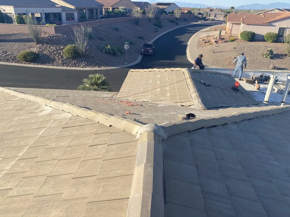 Slide of Naranjeros Roofing