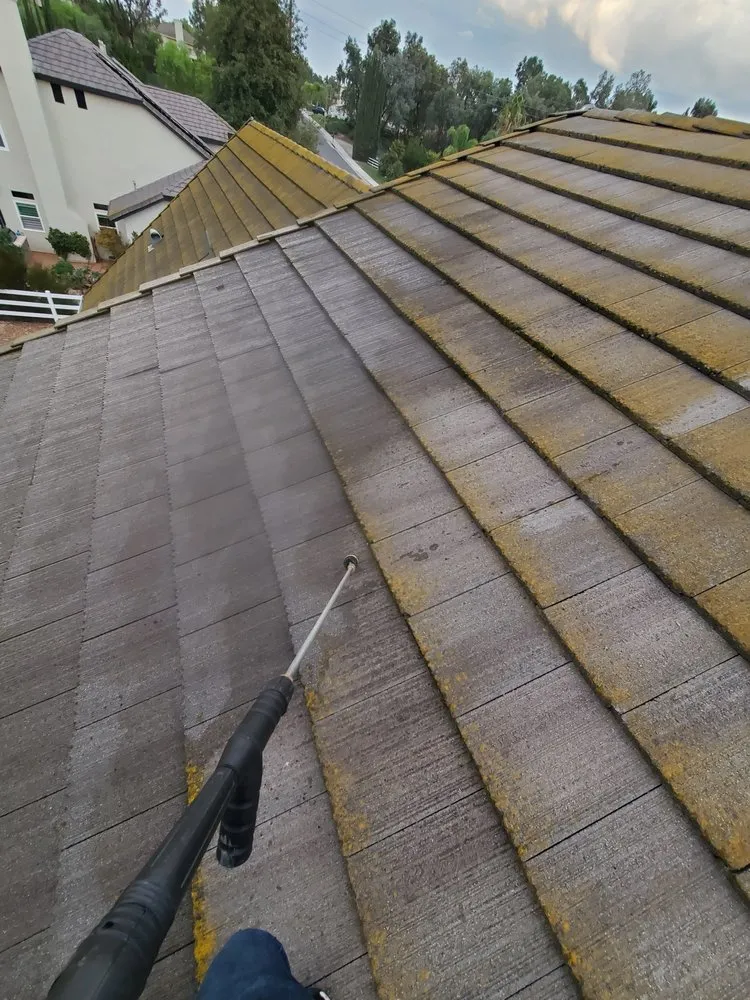 Slide of Narlee Repairs