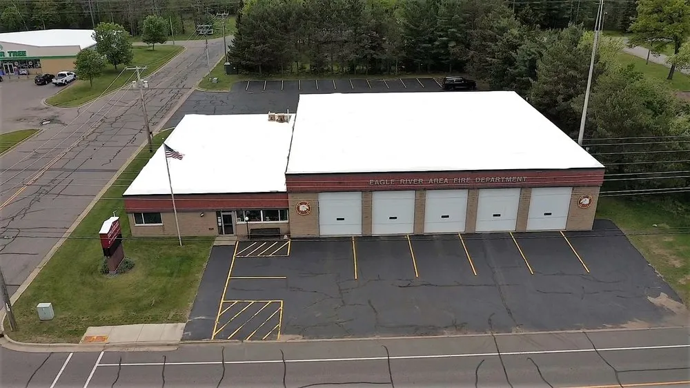 Slide of Nasi Roofing