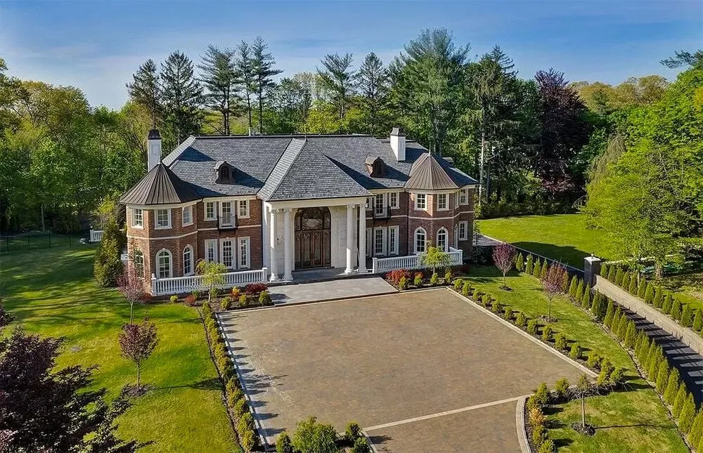 Slide of Nassau Roofing Experts