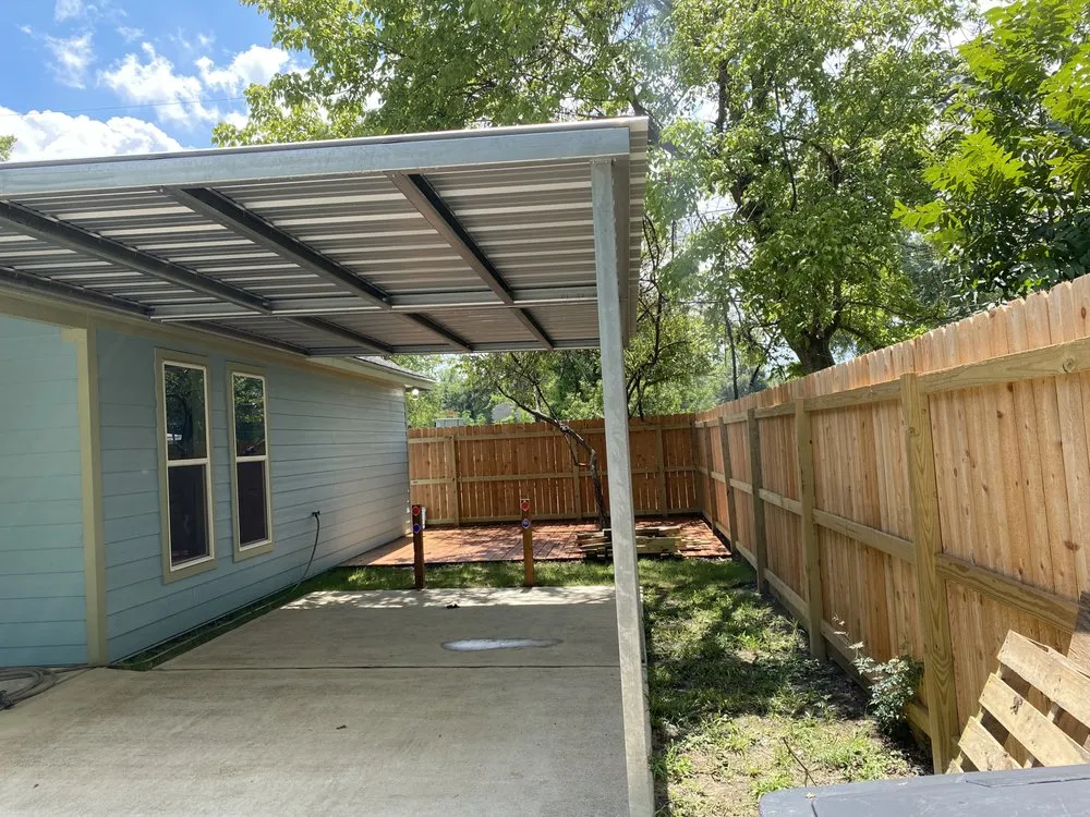 Slide of Natchez Roofing