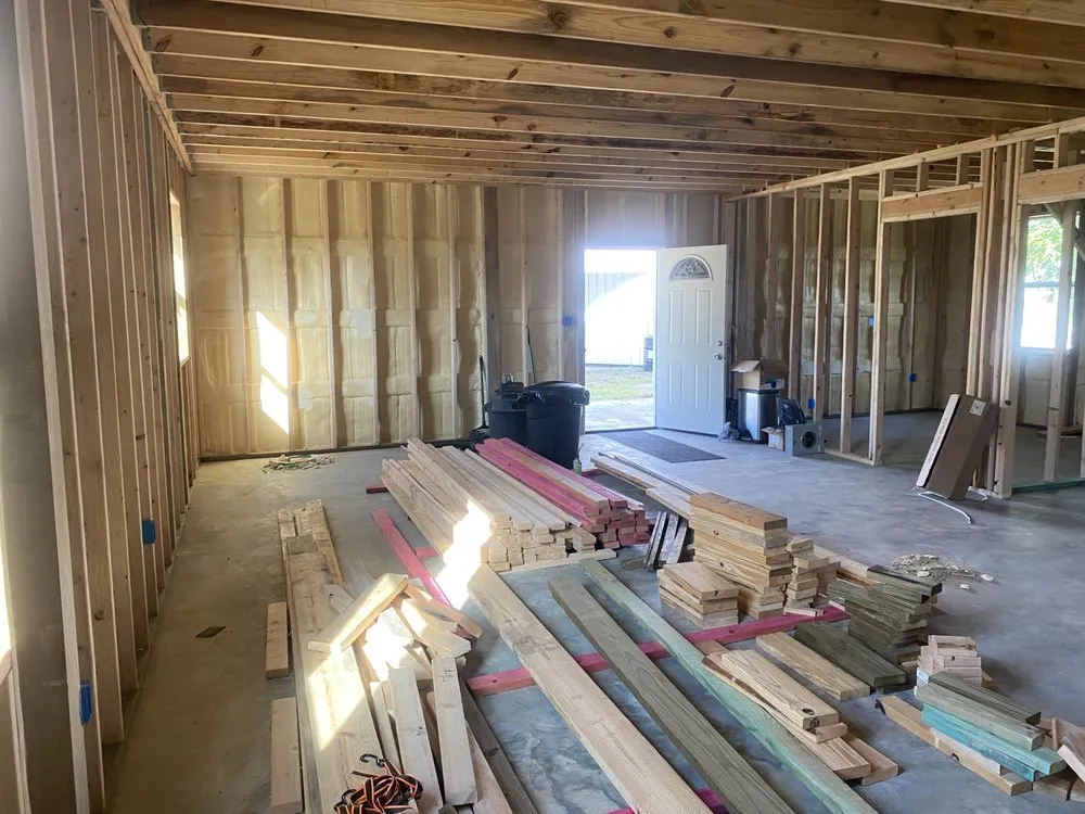 Slide of Natchez Roofing