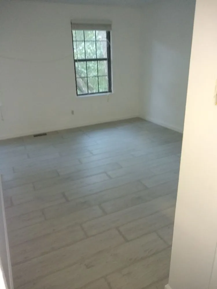 Slide of National Construction & Roofing