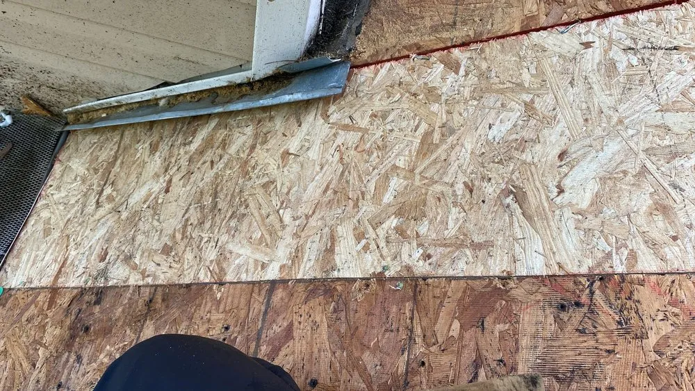 Slide of Nava Roofing