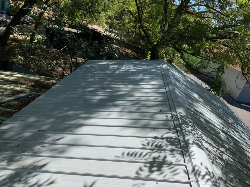 Slide of Nava Roofing