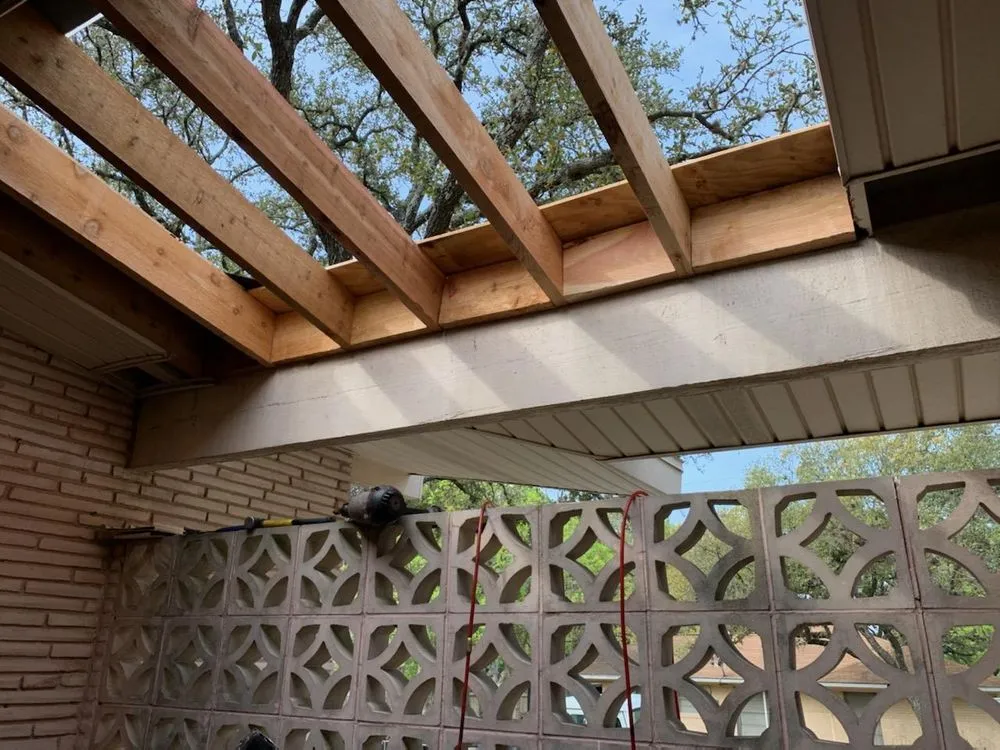 Slide of Navarro Roofing