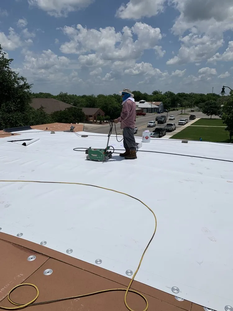 Slide of Navarro Roofing