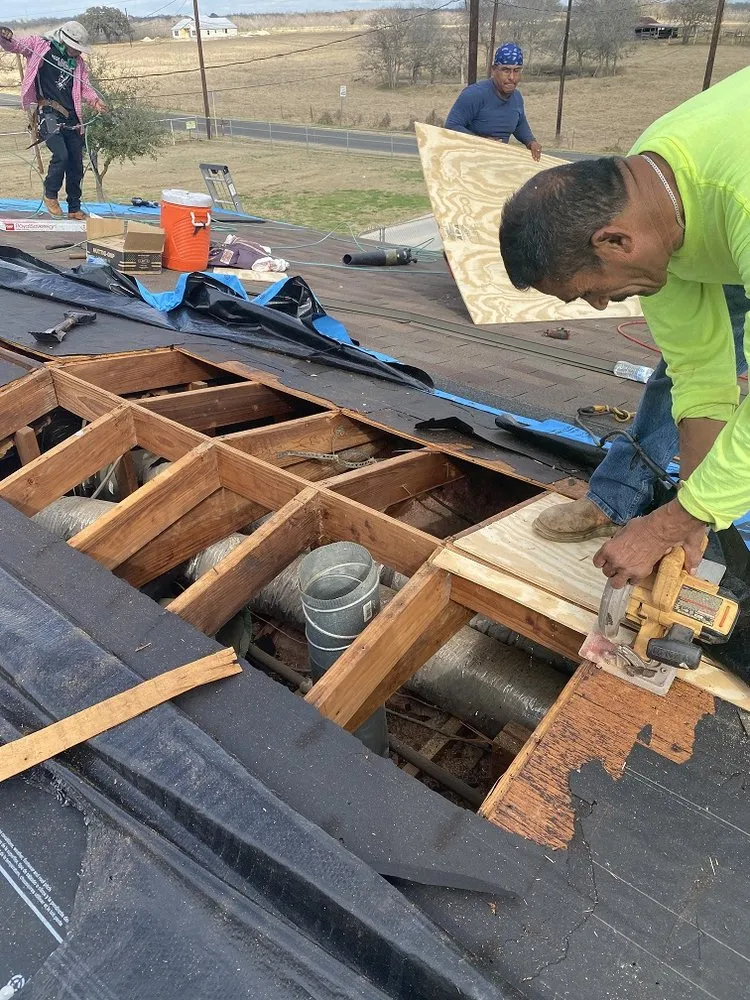 Slide of Navarro Roofing