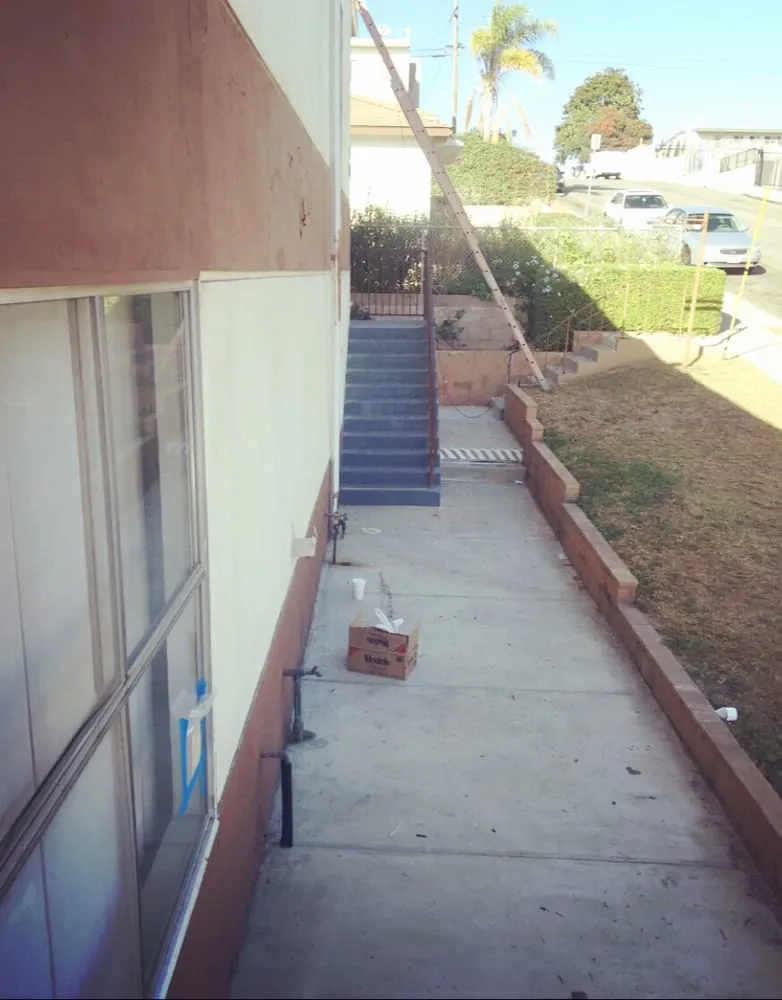 Slide of Navarro Roofing