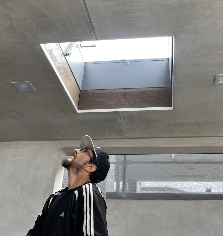 Slide of Navarro Roofing