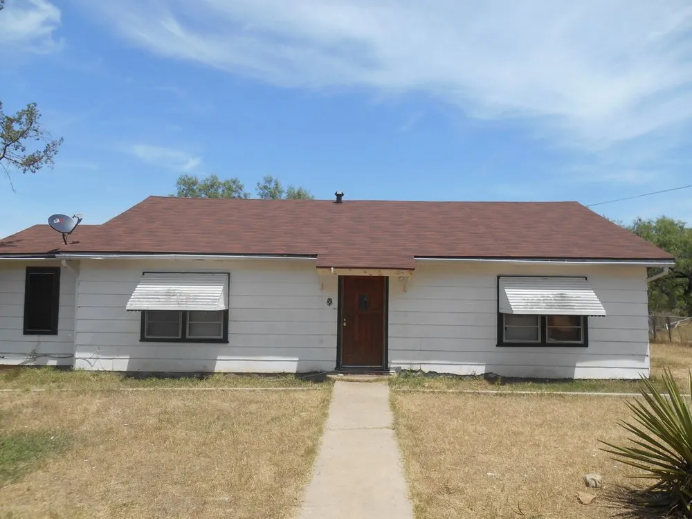 Slide of Navarro Roofing