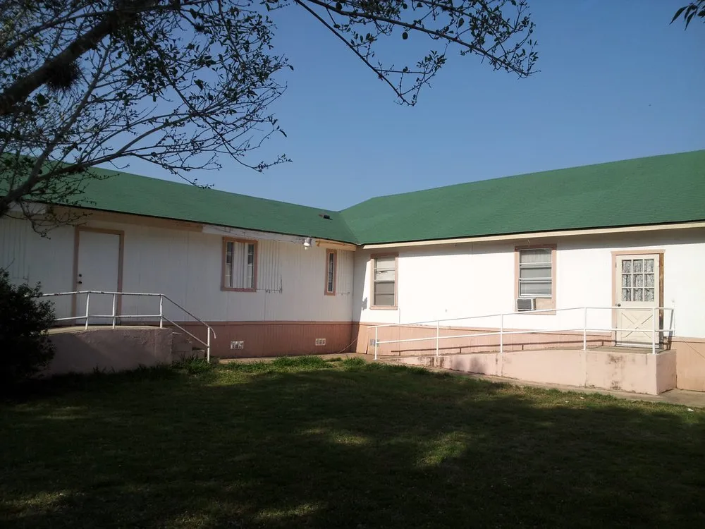 Slide of Navarro Roofing