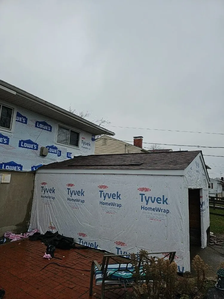 Slide of Navarro Roofing