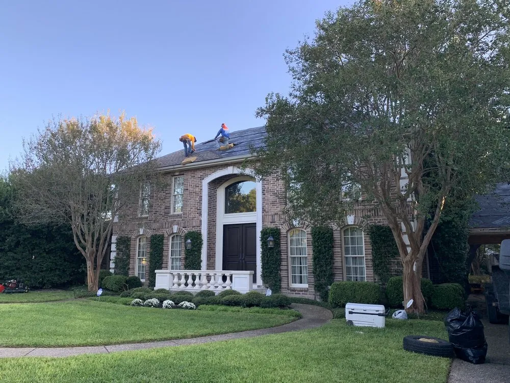 Slide of Navarro Roofing