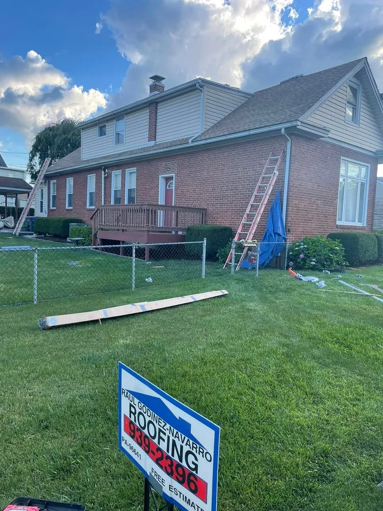 Slide of Navarro Roofing