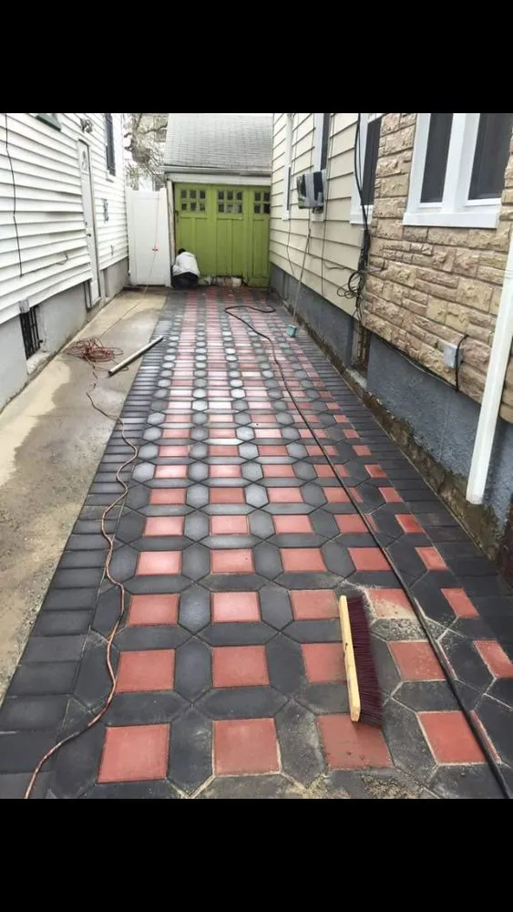 Slide of NAZ Construction