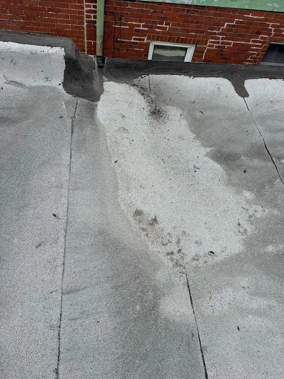 Professional shingle roofing service with free inspection in Huntingdon Valley, PA by NE Contractors