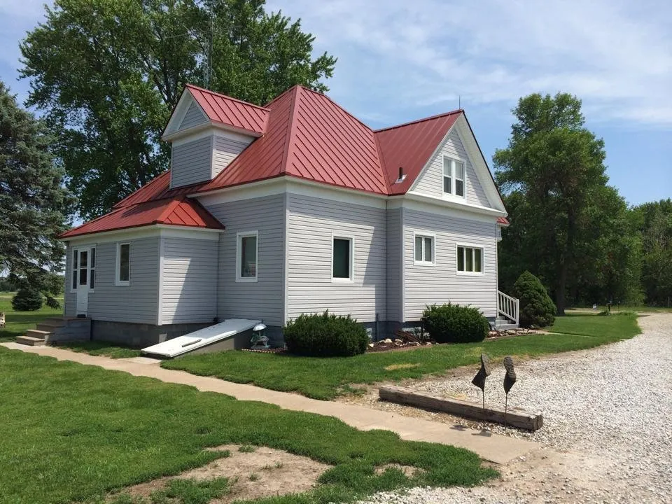 Slide of Nelson Contracting