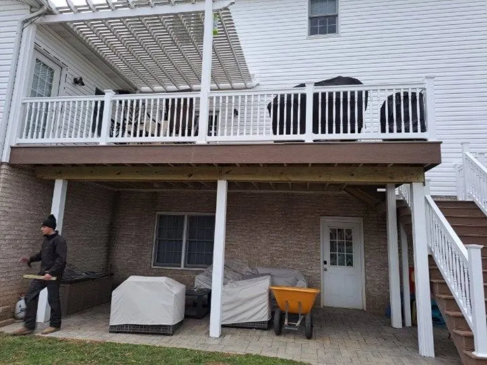 Slide of Nelson Weaver