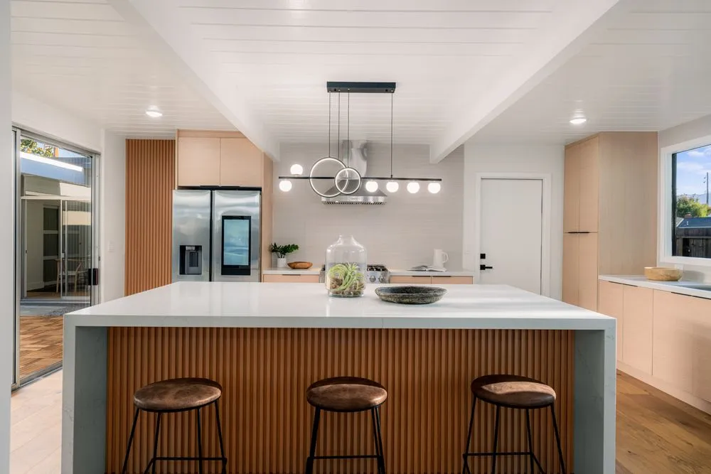 Slide of Neon Builder