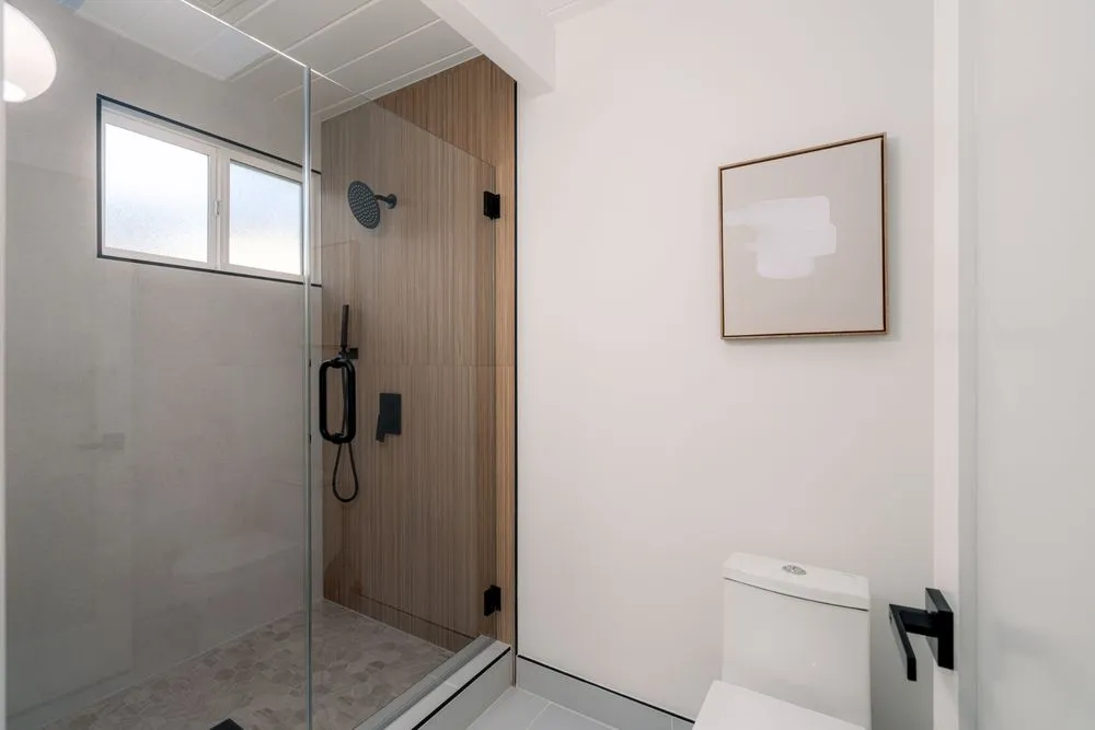 Slide of Neon Builder