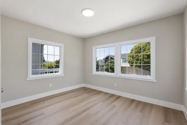 Slide of Neon Builder