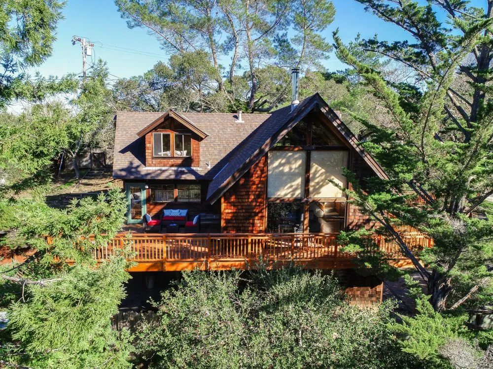 Slide of Nery's Elite Carpenters & Construction