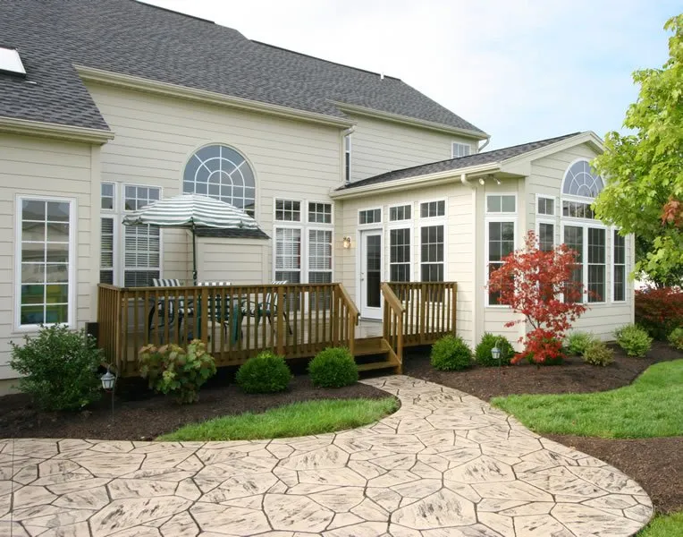 Slide of Nery's Elite Carpenters & Construction