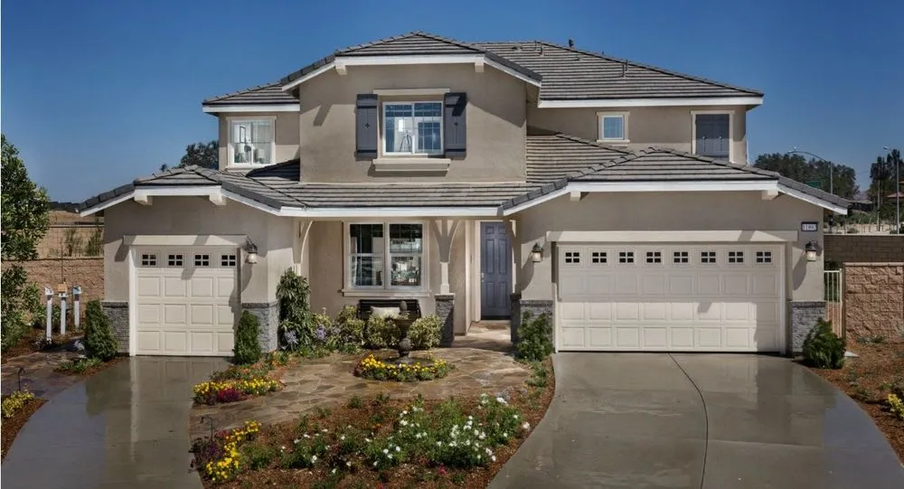 Slide of Nery's Elite Carpenters & Construction