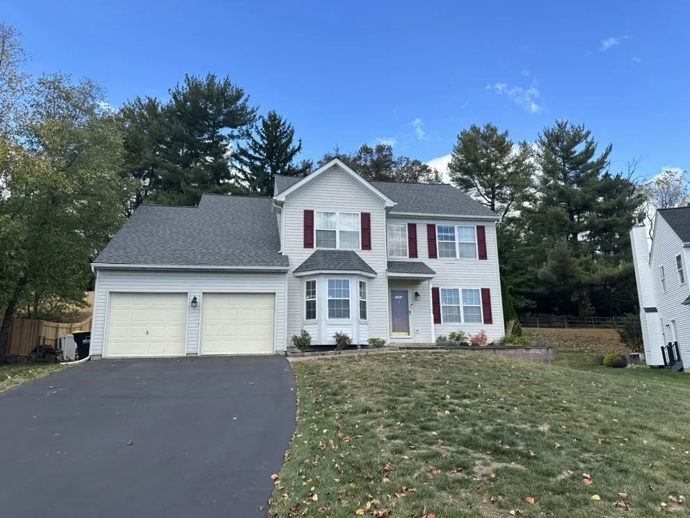 Slide of NestNailers