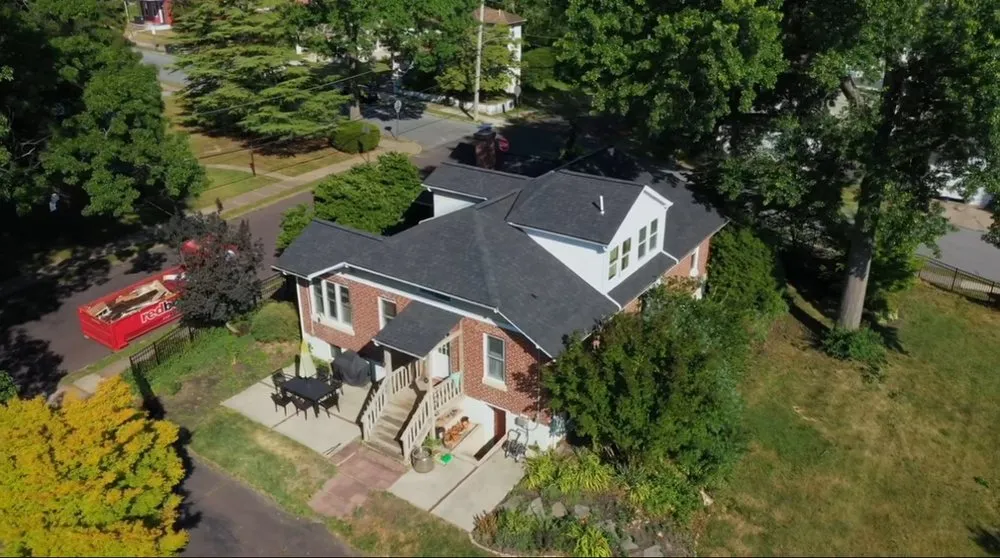 Slide of NestNailers